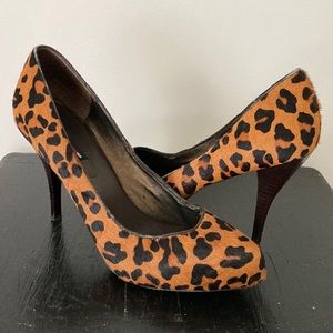 Banana Republic Mad Men Heel Pump 9.5